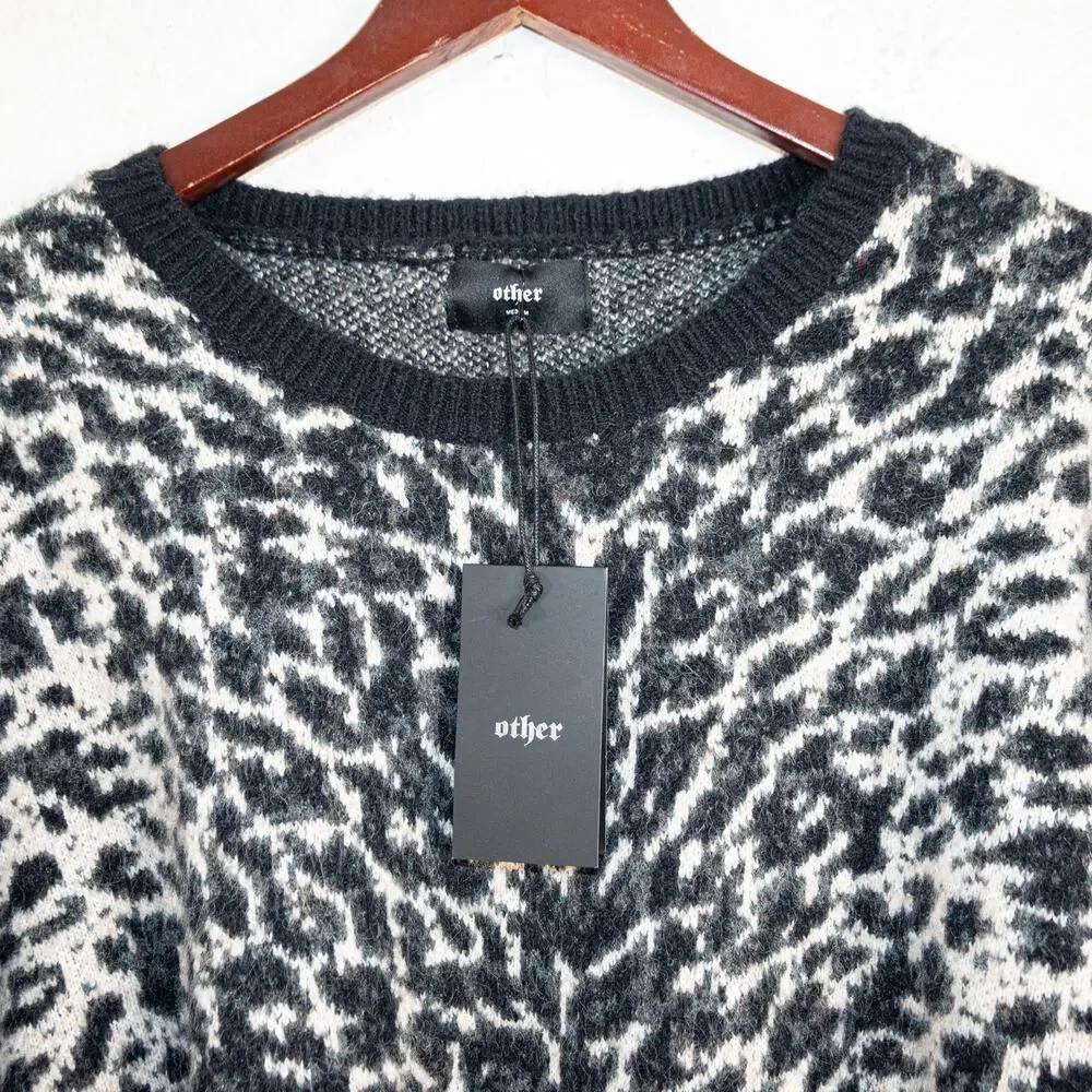 Other UK Rock n Roll Clothing Leopard Crew Sweater distressed sz M